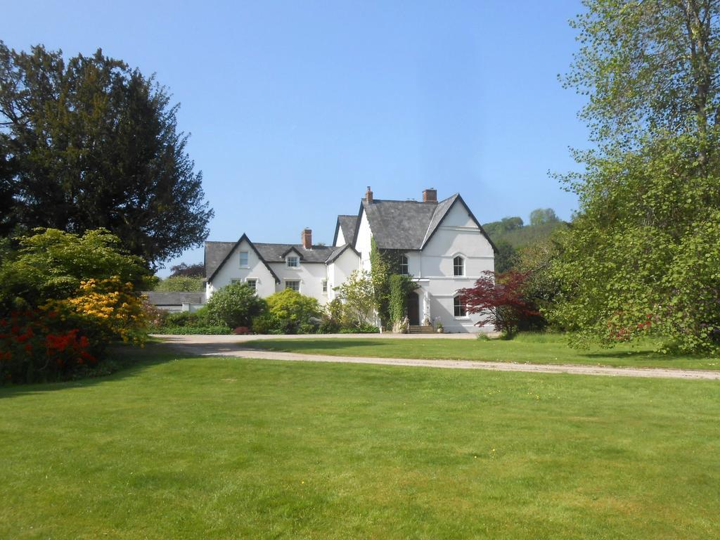 The Forest Country House B&B Newtown  Exterior photo