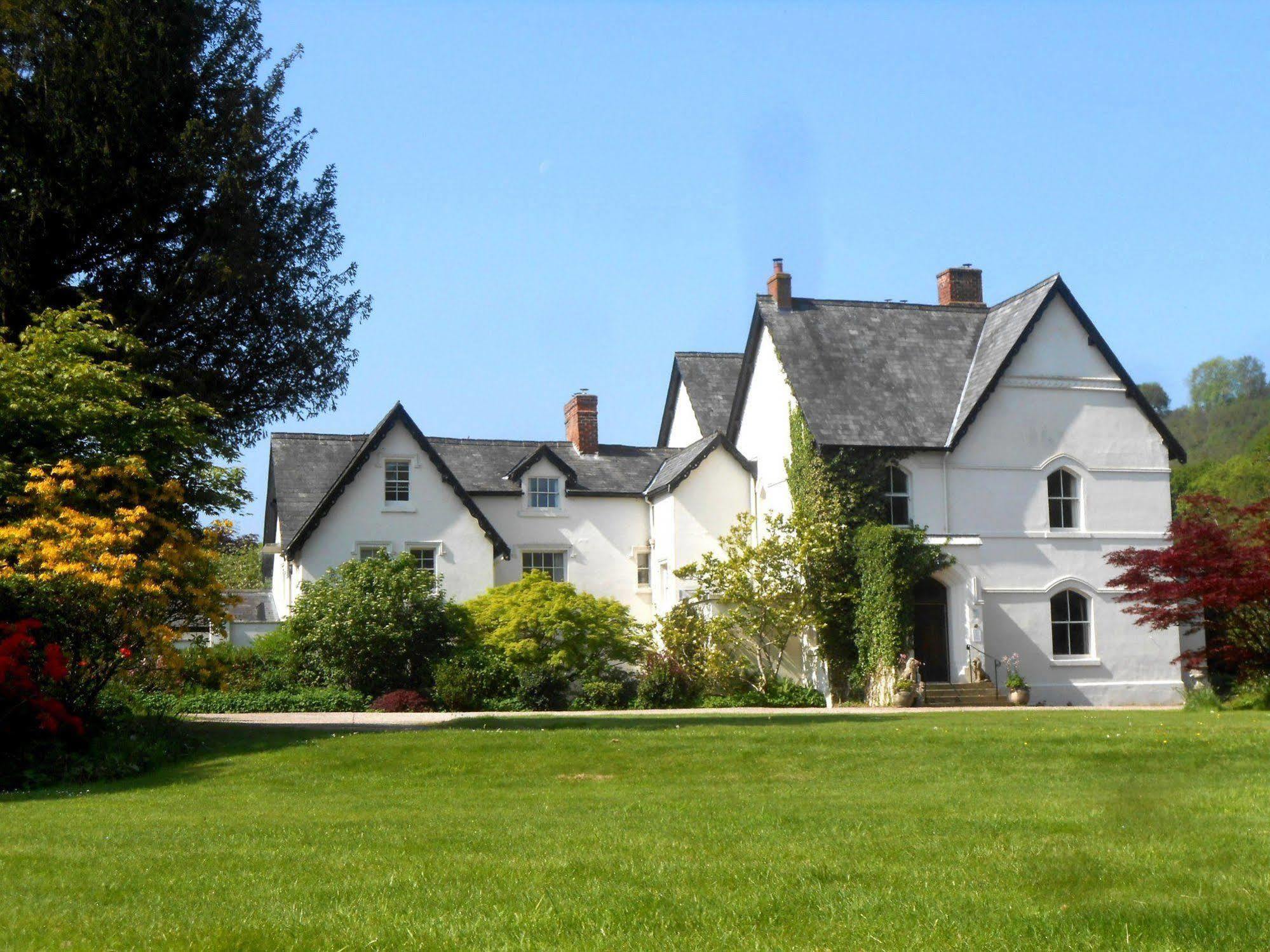 The Forest Country House B&B Newtown  Exterior photo