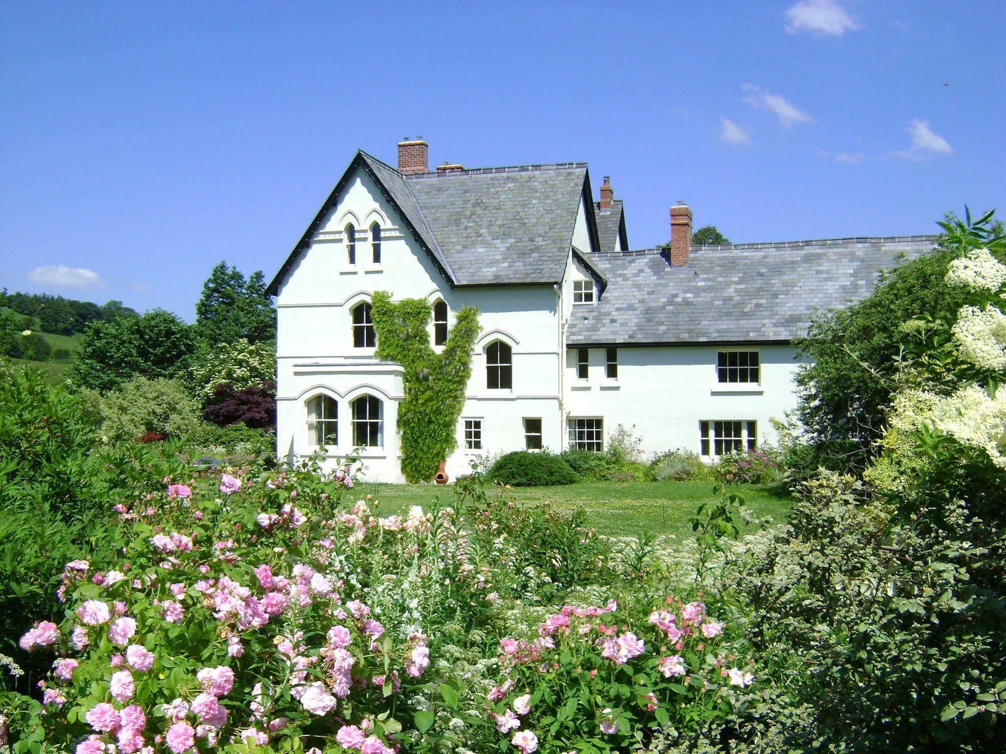 The Forest Country House B&B Newtown  Exterior photo